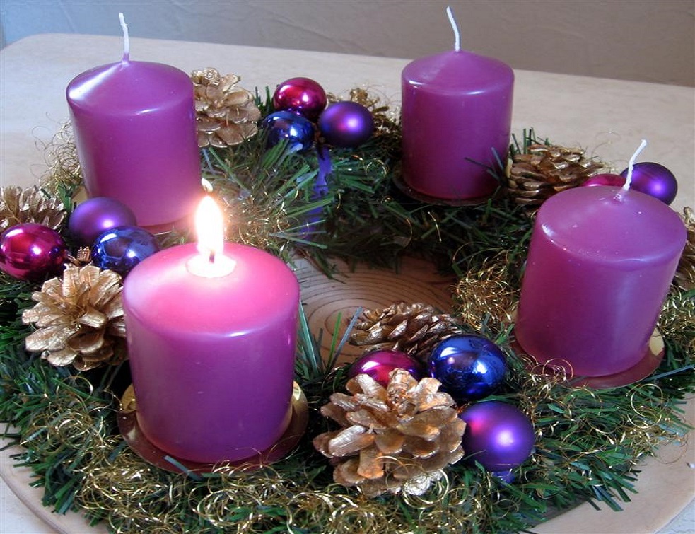 Advent-Medium